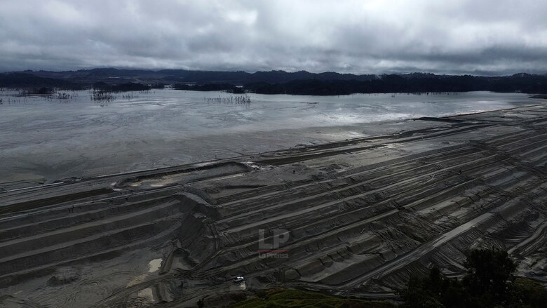 ¿Qué sucede dentro de la mina de Donoso?