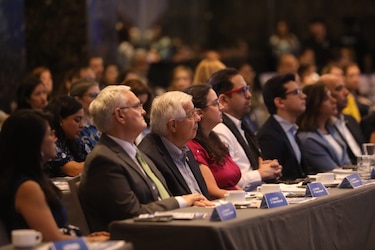 Expertas advierten sobre profundas brechas educativas y laborales en Panamá