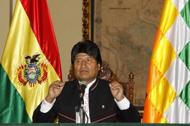 Morales pide a campesinos aportar al crecimiento del PIB de Bolivia