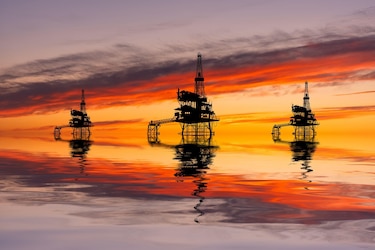 Cinco impactos de los altos precios del petróleo en la vida cotidiana de las personas