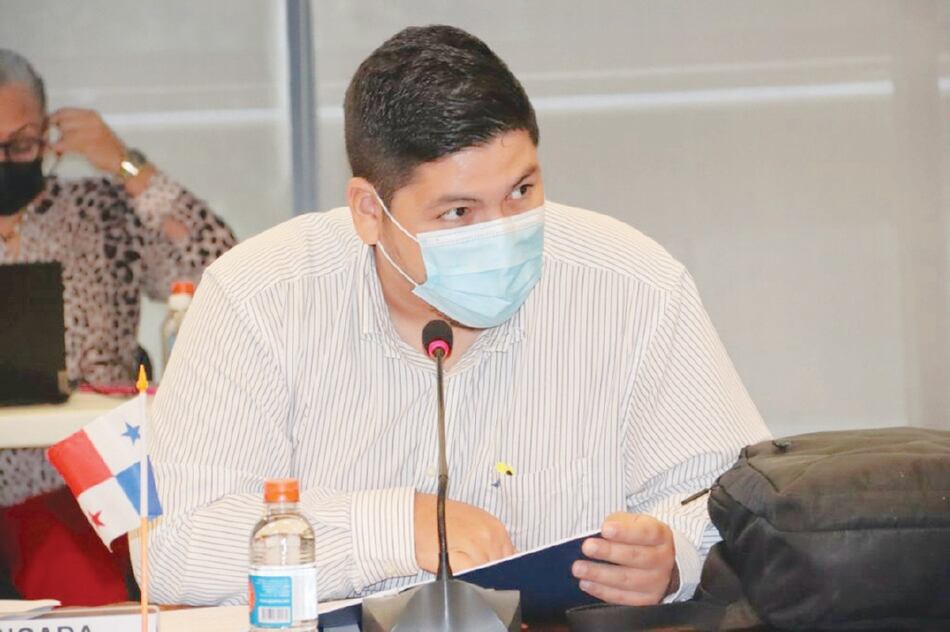 ‘Se nos cae la casa y cambiamos un foco’, Daniel Lombana