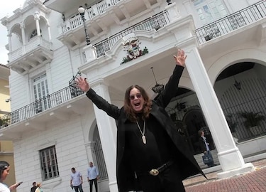 Las 15 personalidades que se despidieron este 2025