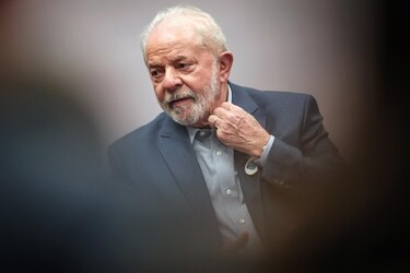 Lula cancela su visita a China por el cuadro de neumonía leve que padece