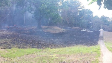 Incendio afecta cementerio francés en Paraíso, Ancón