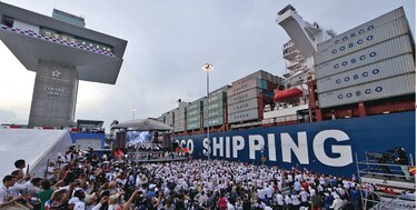 Canal superó la marca de 25,000 tránsitos a través de las esclusas ampliadas en 9 años