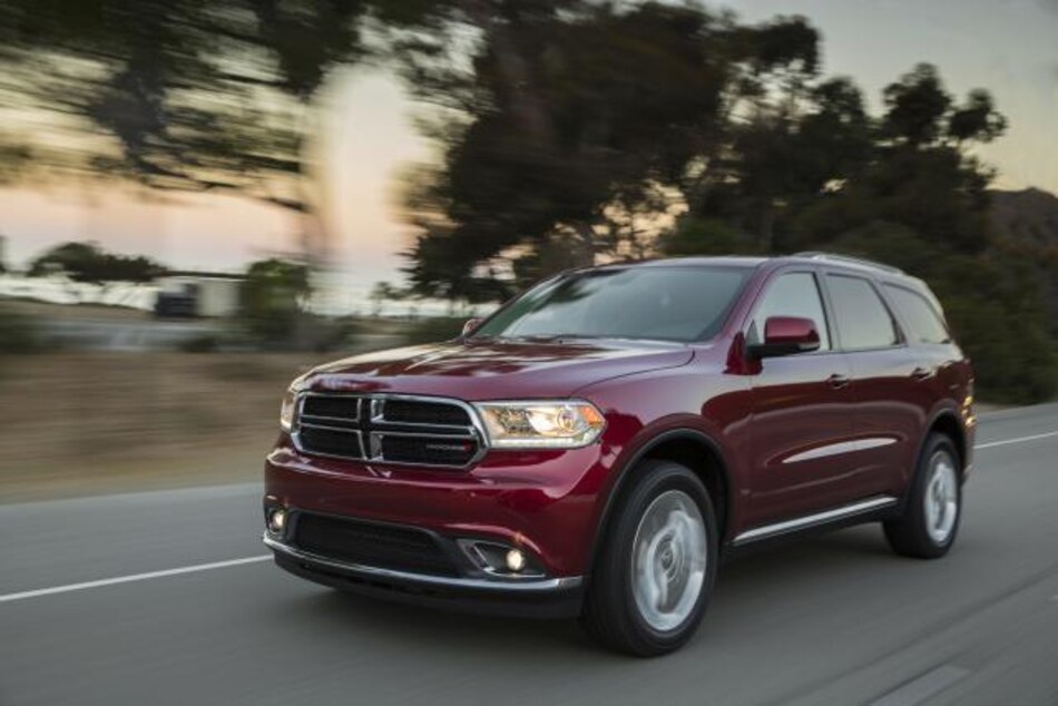 Chrysler retira 566 mil camiones