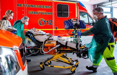 El Covid-19 deja más de 1,700 muertos en un día en España e Italia
