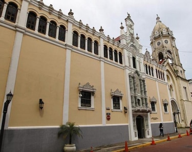 Panamá y Venezuela reanudan relaciones consulares