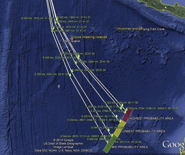 Revisan posible trayectoria de avión perdido
