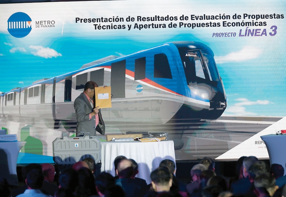 Refuerzan reclamos en línea 3