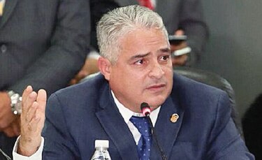 Magistrado Hernán De León pide $12.1 millones para ejecutar la carrera judicial