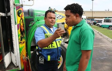ATTT realiza operativo a 'diablos verdes' en Las Mañanitas