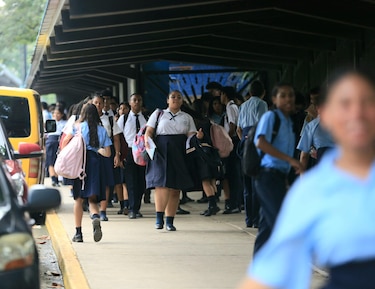 Estudiantes panameños regresan a clases, después de 80 días de paro