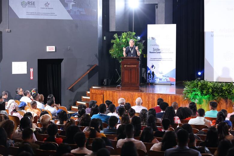 ‘Sostenibilidad del Canal, reto de las nuevas generaciones’: Ricaurte Vásquez