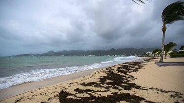 Peligroso huracán Irma golpea a las islas del Caribe
