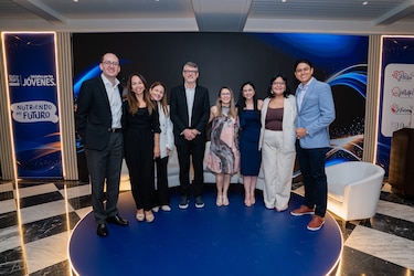 Nestlé impulsa desde Panamá espacios de desarrollo profesional para jóvenes profesionales de la salud en Latinoamérica