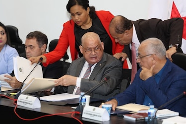 Primer debate de reformas electorales: Vamos propone mantener la CNRE
