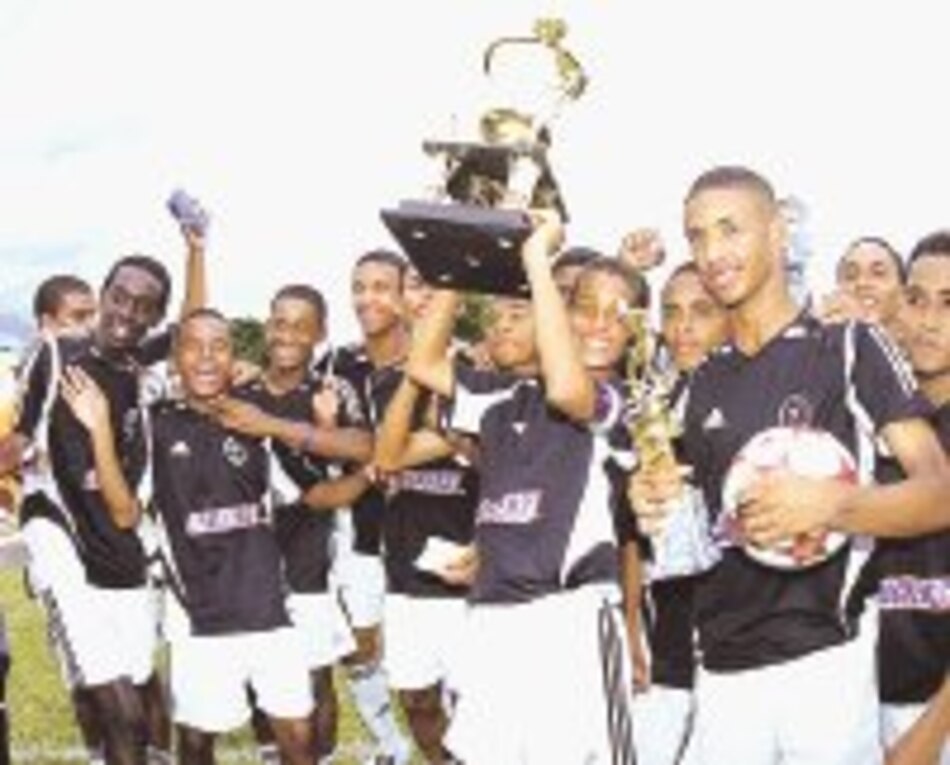 Gastón Faraudo se bebió la copa