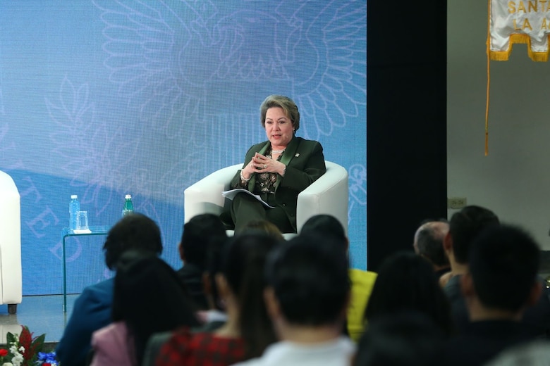 El mensaje de Sonia Sotomayor a los jóvenes panameños: ‘tengan el ánimo de cambiar el mundo’