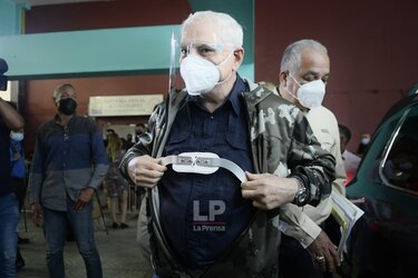 Casos pinchazos: Perito en informática es presentado como testigo