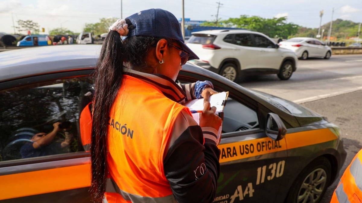 Contraloría frena ‘juega vivo’ en Semana Santa: retiene más de media docena de autos oficiales