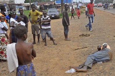 Muere cuarto doctor por ébola en Sierra Leona