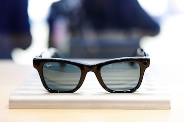 Los lentes inteligentes de Meta preocupan porque son "una invasión de la privacidad", aunque se están vendiendo más que nunca