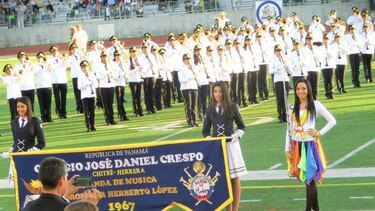 Banda del colegio José Daniel Crespo comienza sus actuaciones en California