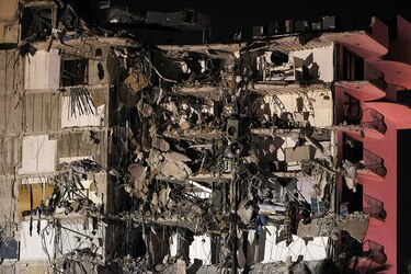 Al menos 18 latinoamericanos desaparecidos en derrumbe de edificio en Miami