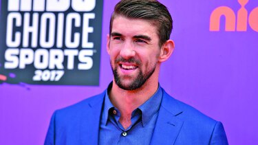 Phelps pierde carrera ante tiburón de simulación