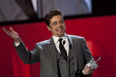 Benicio del Toro dedica premio Donostia a su tierra, Puerto Rico