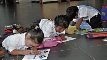 Para incentivar a los niños a leer en inglés en Boquete