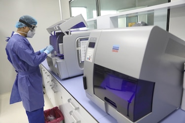 Invertir en salud no solo salva vidas, también construye economías ‘fuertes’, según Roche
