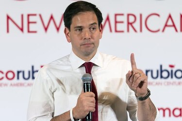 Tirón de orejas a Marco Rubio por faltar al Senado