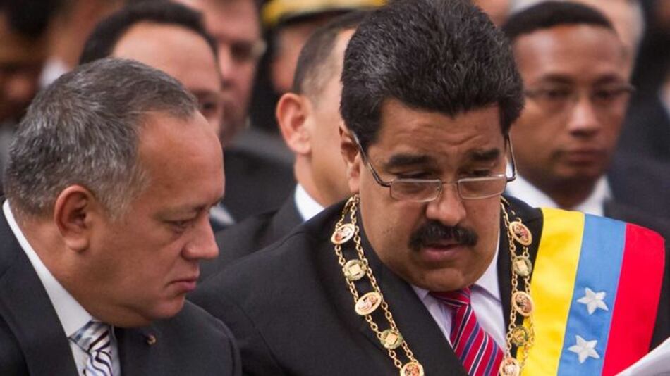 Parlamento chavista convoca a sesiones extraordinarias