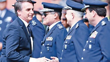 Militares se oponen a base de EU en Brasil