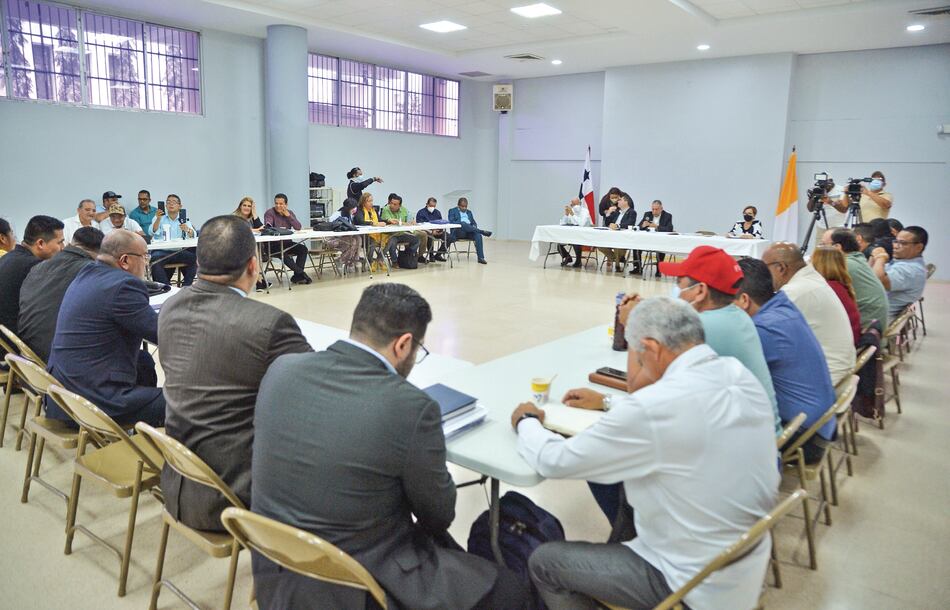 Diálogo por Panamá: se propone una agenda amplia y espinosa