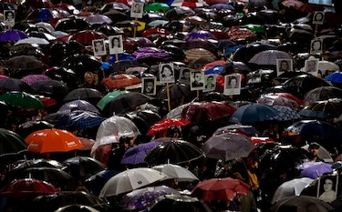 Multitudinaria 'marcha del silencio' por desaparecidos en Uruguay