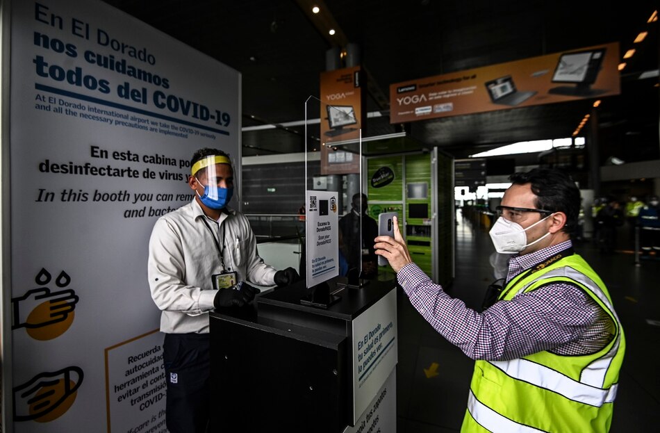 El virus lleva a más jóvenes colombianos a cuidados intensivos