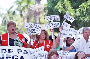 Pacientes crónicos solicitan mejor atención a la CSS