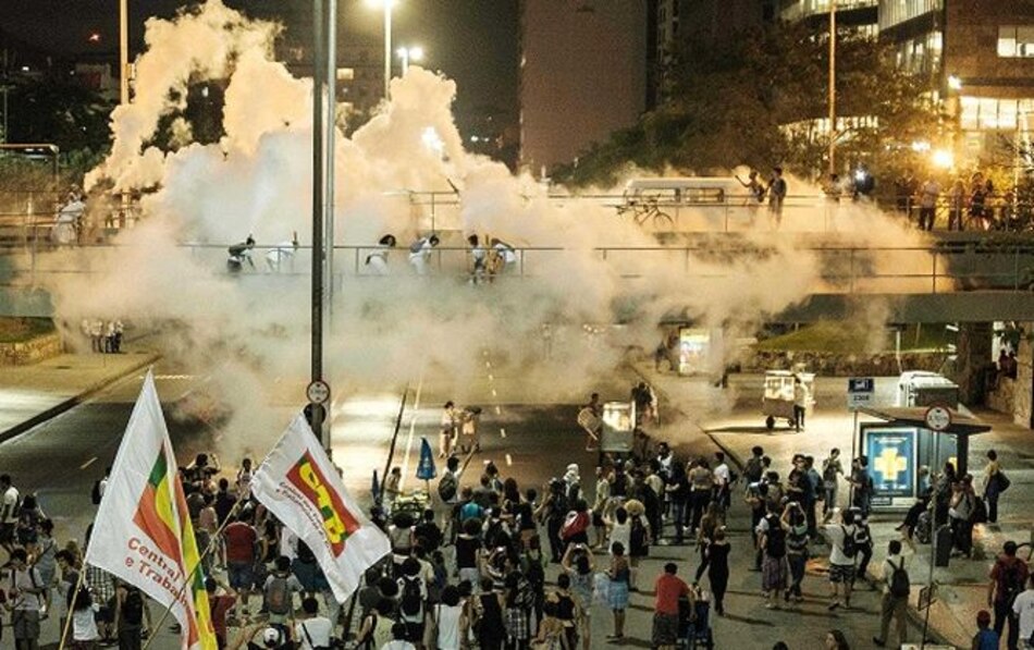 Disturbios en Río durante protesta contra ajuste fiscal de Temer