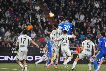 Arbeloa se estrena con batacazo ante el Albacete de Cedeño