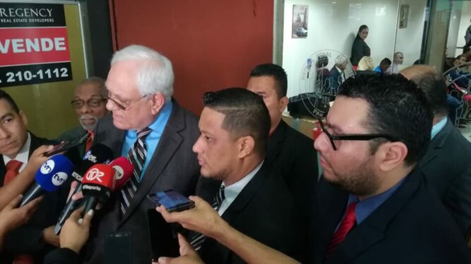 Fiscal y querellantes anuncian los recursos para anular sentencia de Martinelli