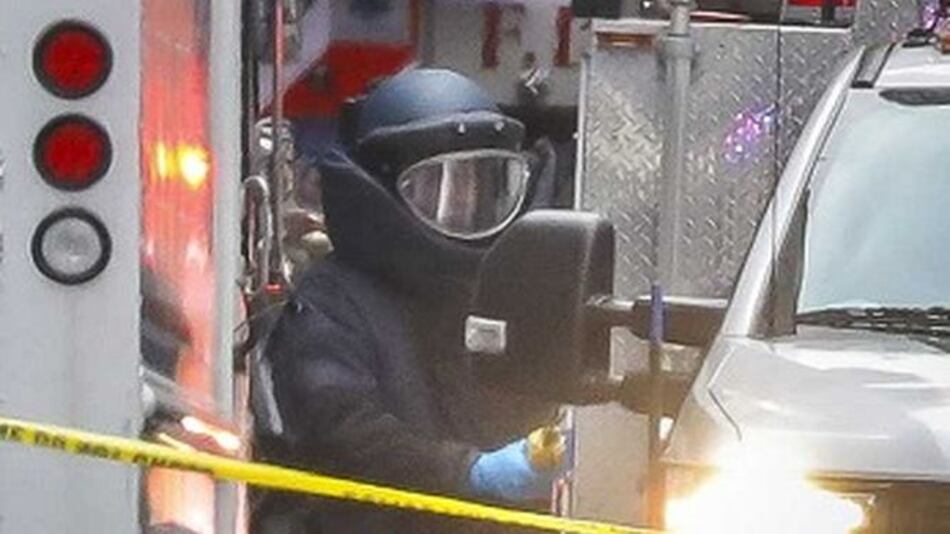 Hallan nuevos paquetes sospechosos dirigidos a críticos del presidente Trump