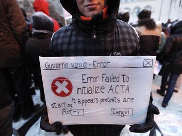 Miles de personas se manifiestan contra ACTA en varias ciudades alemanas
