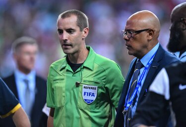 Concacaf se reúne con Geiger: 'Los errores son parte del fútbol'