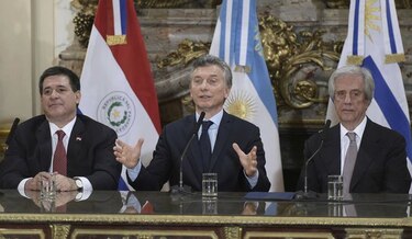 Argentina, Uruguay y Paraguay oficializan candidatura para Mundial 2030