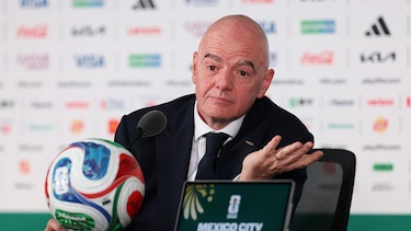 La UEFA acaba con el boicot a la FIFA