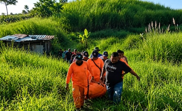 Los niños de la guerra: en 20 días Colón enterró a seis adolescentes