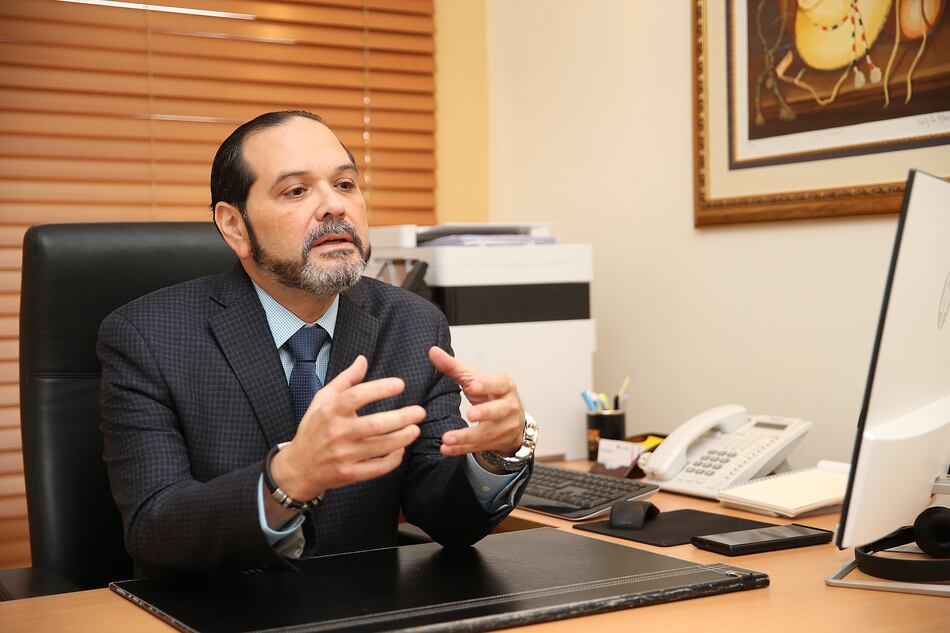 ‘La gestión y el gasto público tienen que ser más eficientes’